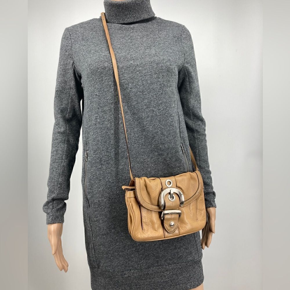 B.Makowsky Mustard Genuine Leather Crossbody/Shoulder Bag‎